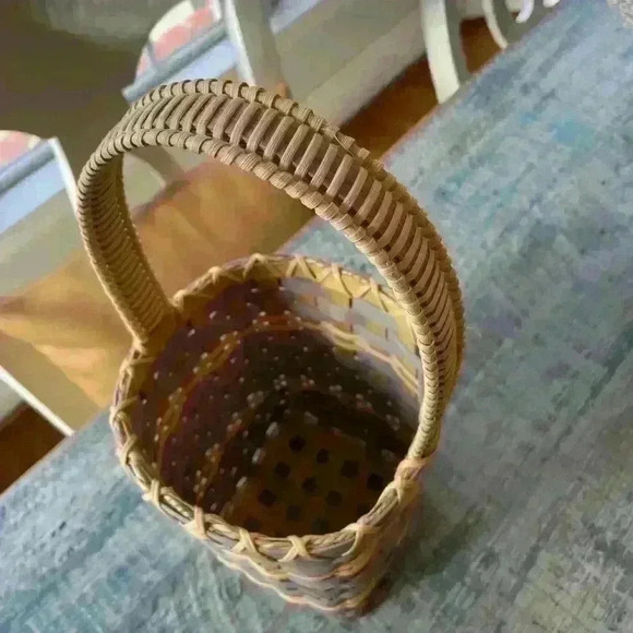 Basket, Handmade, Numbered 9/12, light blue/gray, green, natural tan - Picture 4 of 9